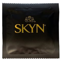 Безлатексные презервативы меньшего размера SKYN Close Feel
