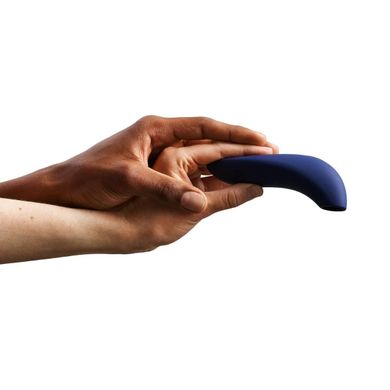 Вакуумный смарт-стимулятор для пар We-Vibe Melt Midnight Blue, удобно совмещать с проникающим сексом